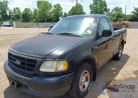 2000 Ford F-150 Work Series/Xl/Xlt из США, поврежденный, VIN 1FTZF1724YNB61775